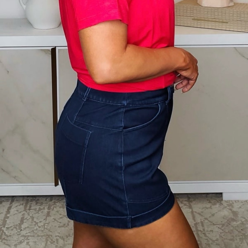 Women's Red Top - Picture 2 of 2